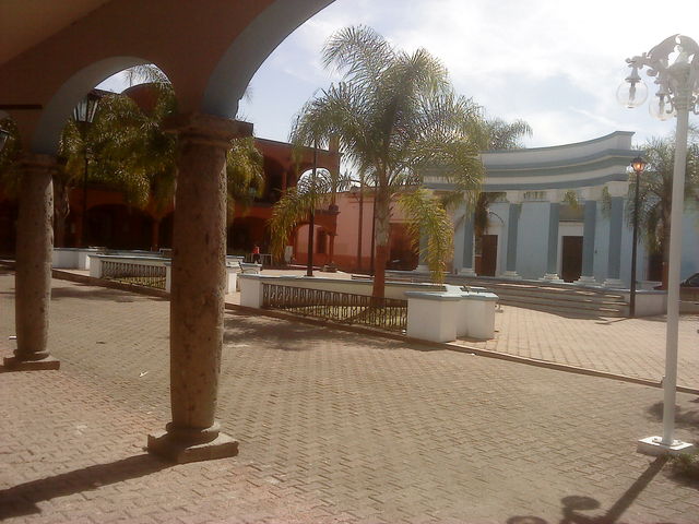 Plaza Civica frente al DIF de Jala